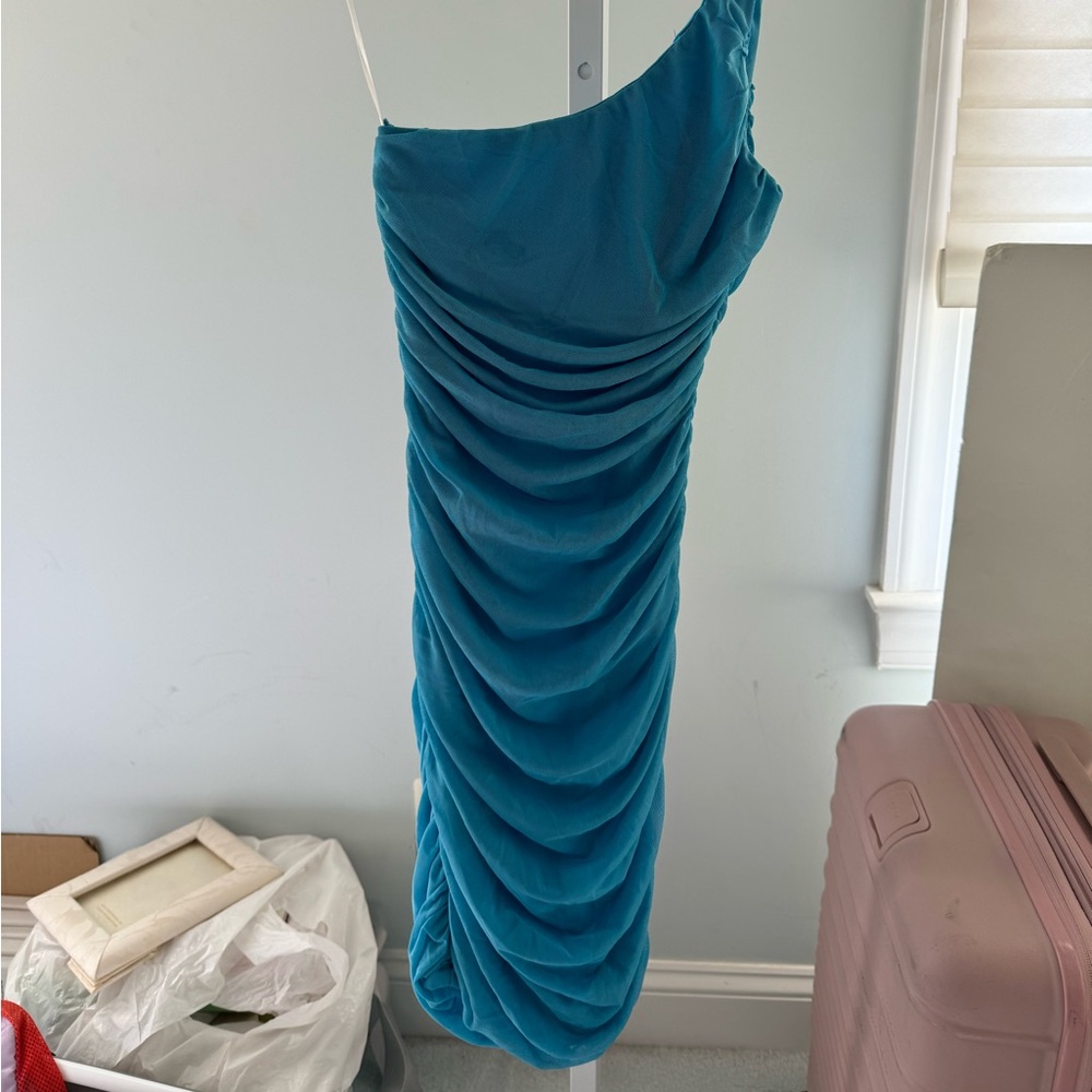 Princess Polly dress - Picture 2 of 2